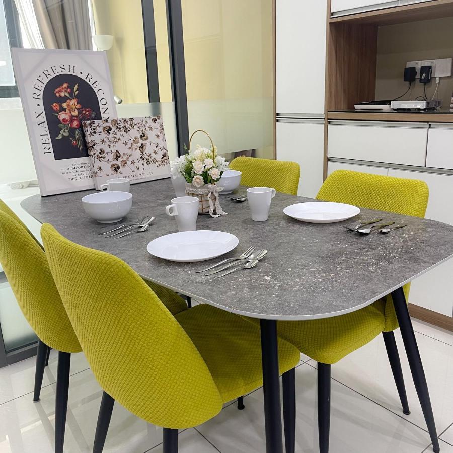 Atria Sofo Suites - Petaling Jaya Bagian luar foto