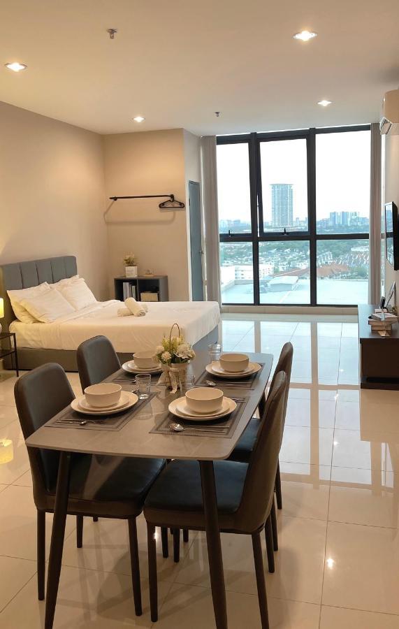 Atria Sofo Suites - Petaling Jaya Bagian luar foto